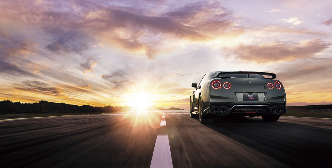 vue arrière de la Nissan GT-R 2022 T-spec